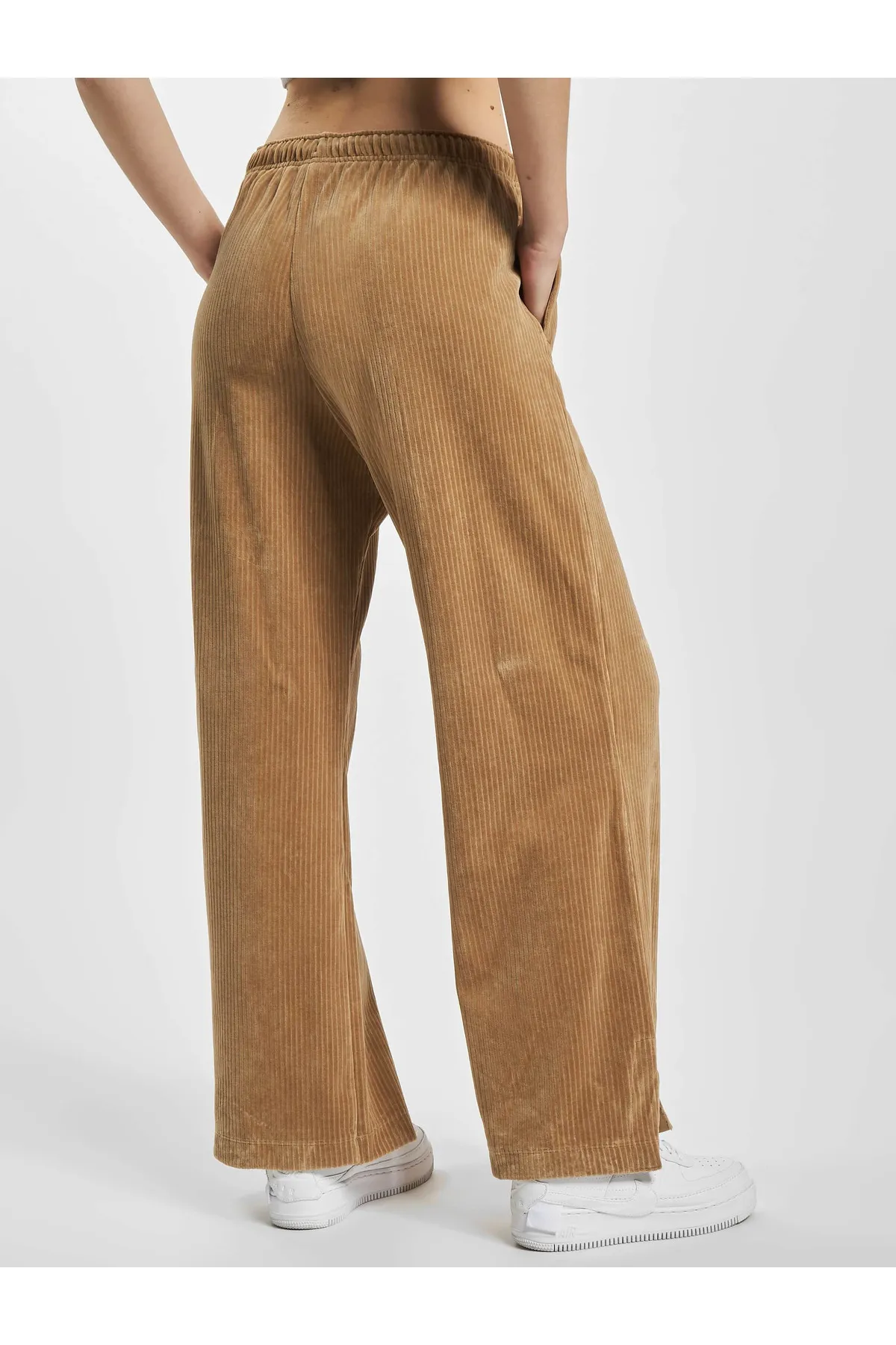 Nike  Jogginghose - Braun - Relaxed