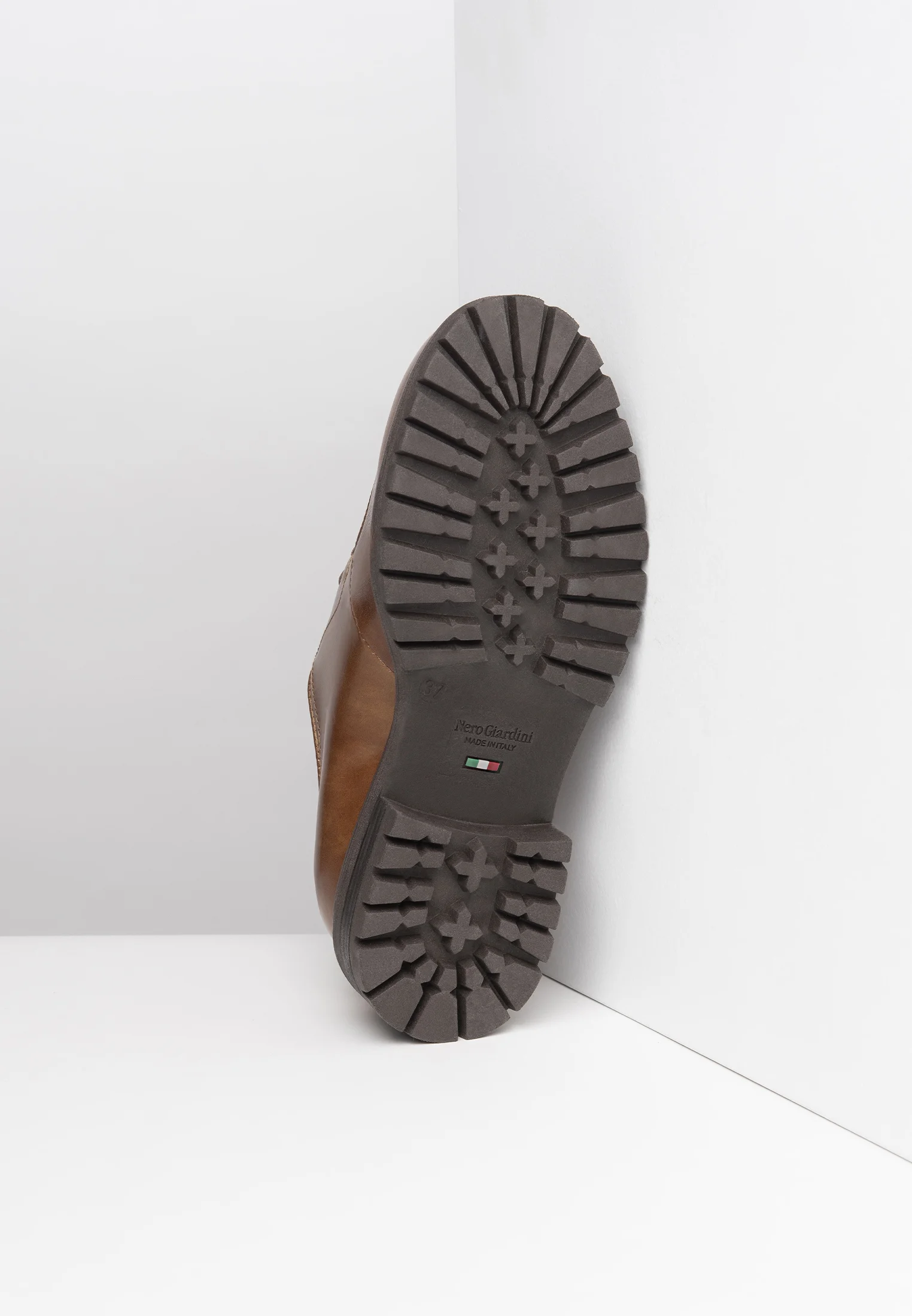 Zapatos deportivos con cordones NeroGiardini