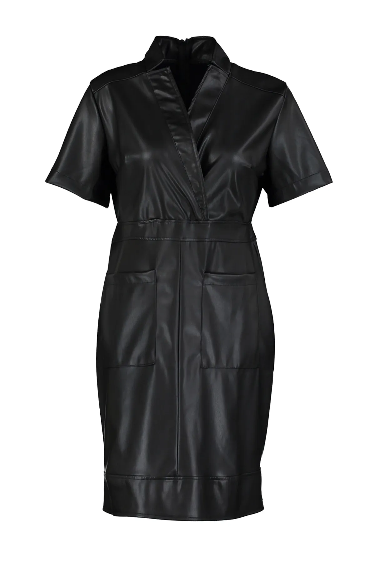 Trendyol Curve  Schwarzes zweireihiges Kunstlederkleid TBBAW23AH00099