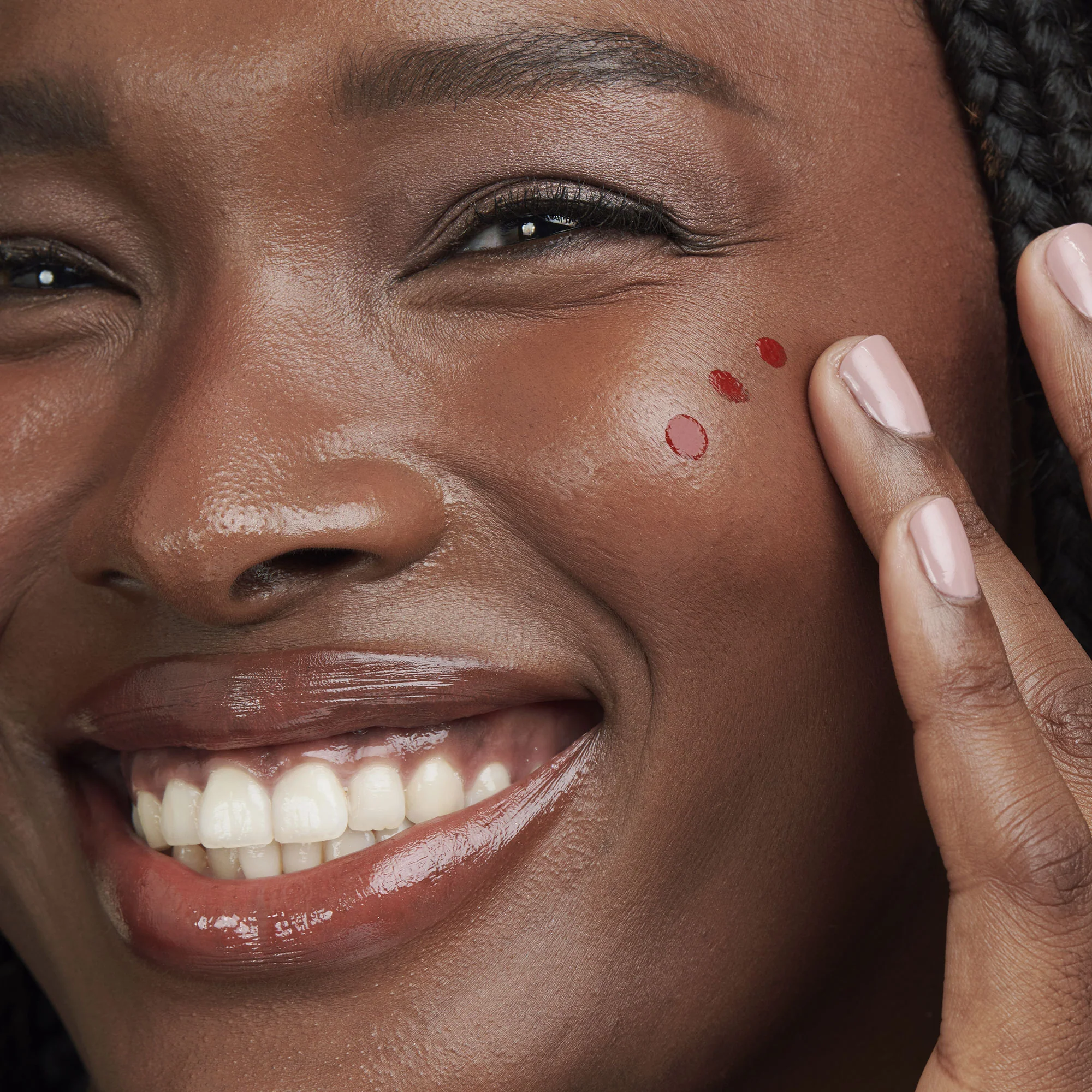 Face Luminous Silk Cheek Tint - Krämfärgad rouge