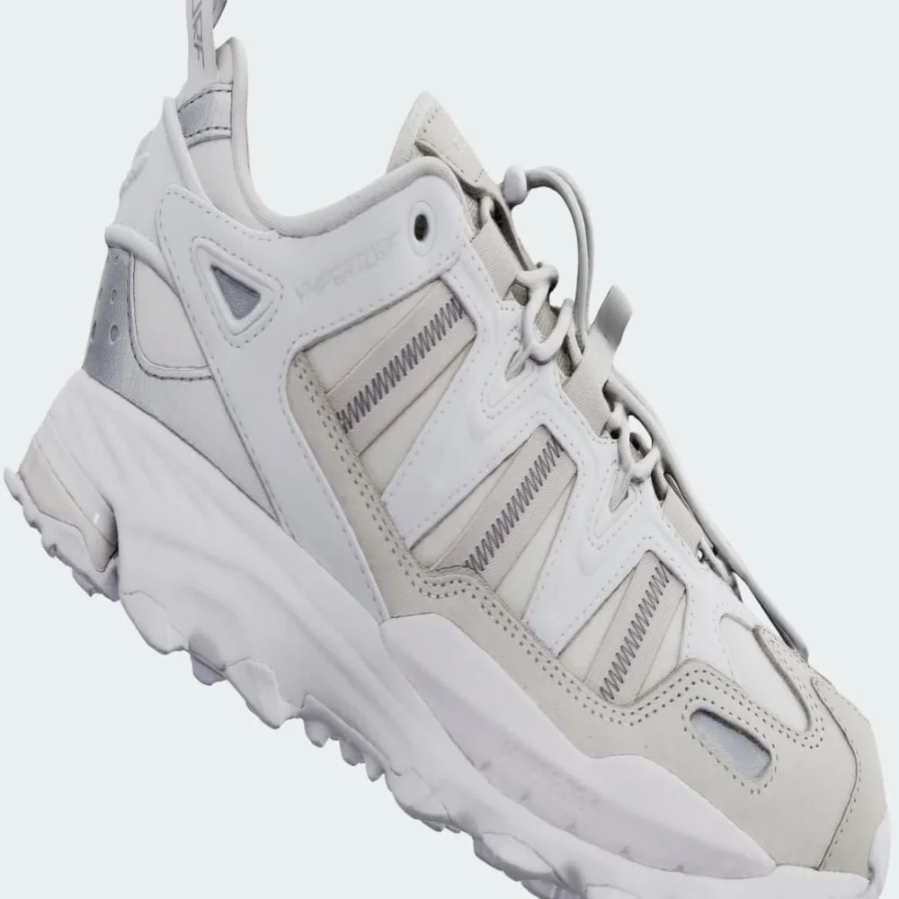 adidas Hyperturf GY9410 / weiss