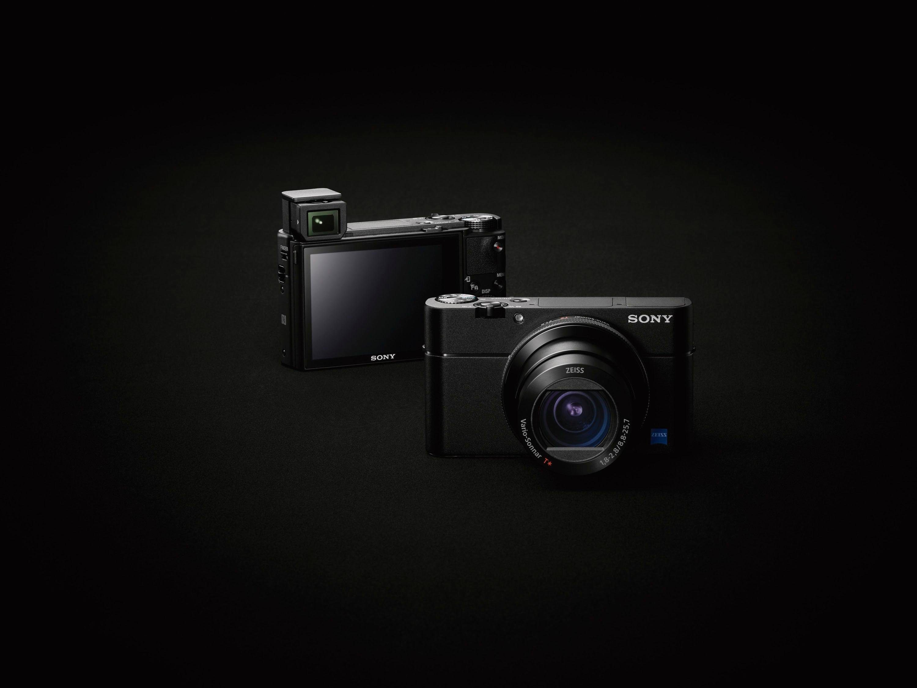 Sony DSC-RX100 VA Kompaktkamera (Carl Zeiss Vario Sonnar T*, 20,1 MP, NFC, WLAN (Wi-Fi)