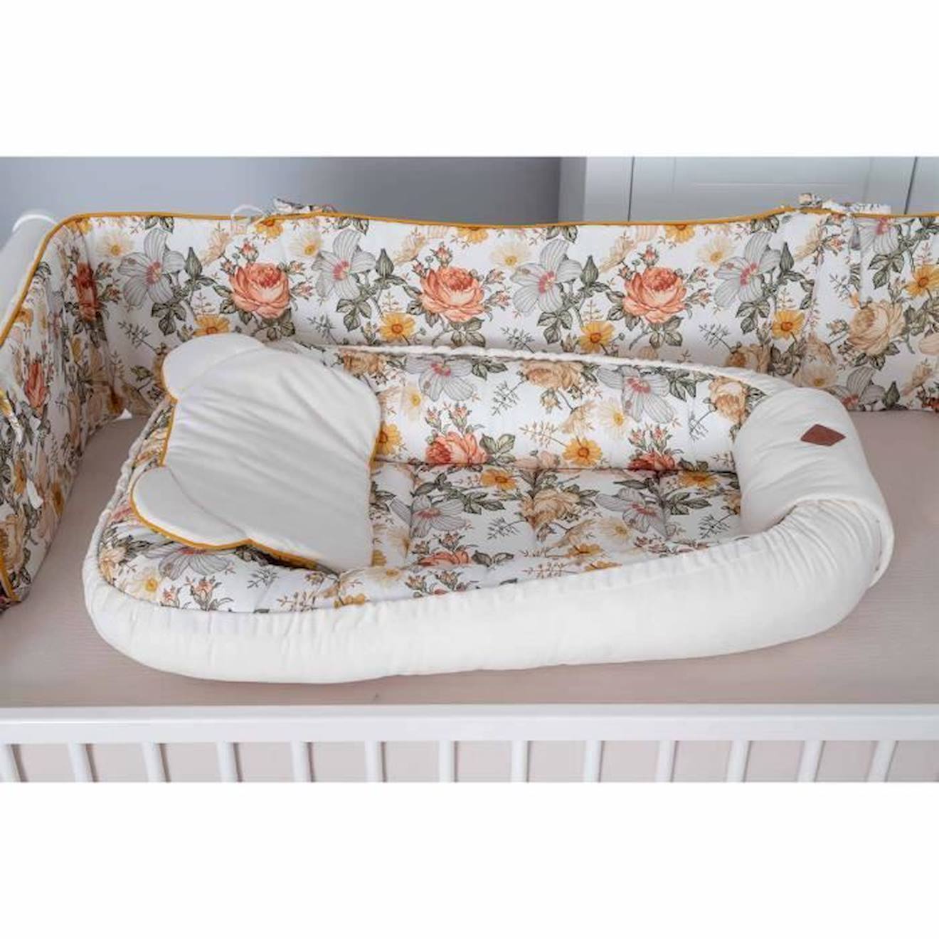 Cocon bébé matelassé nid réducteur de lit, Néo Vintage Multicolore De 0 à 9 mois blanc