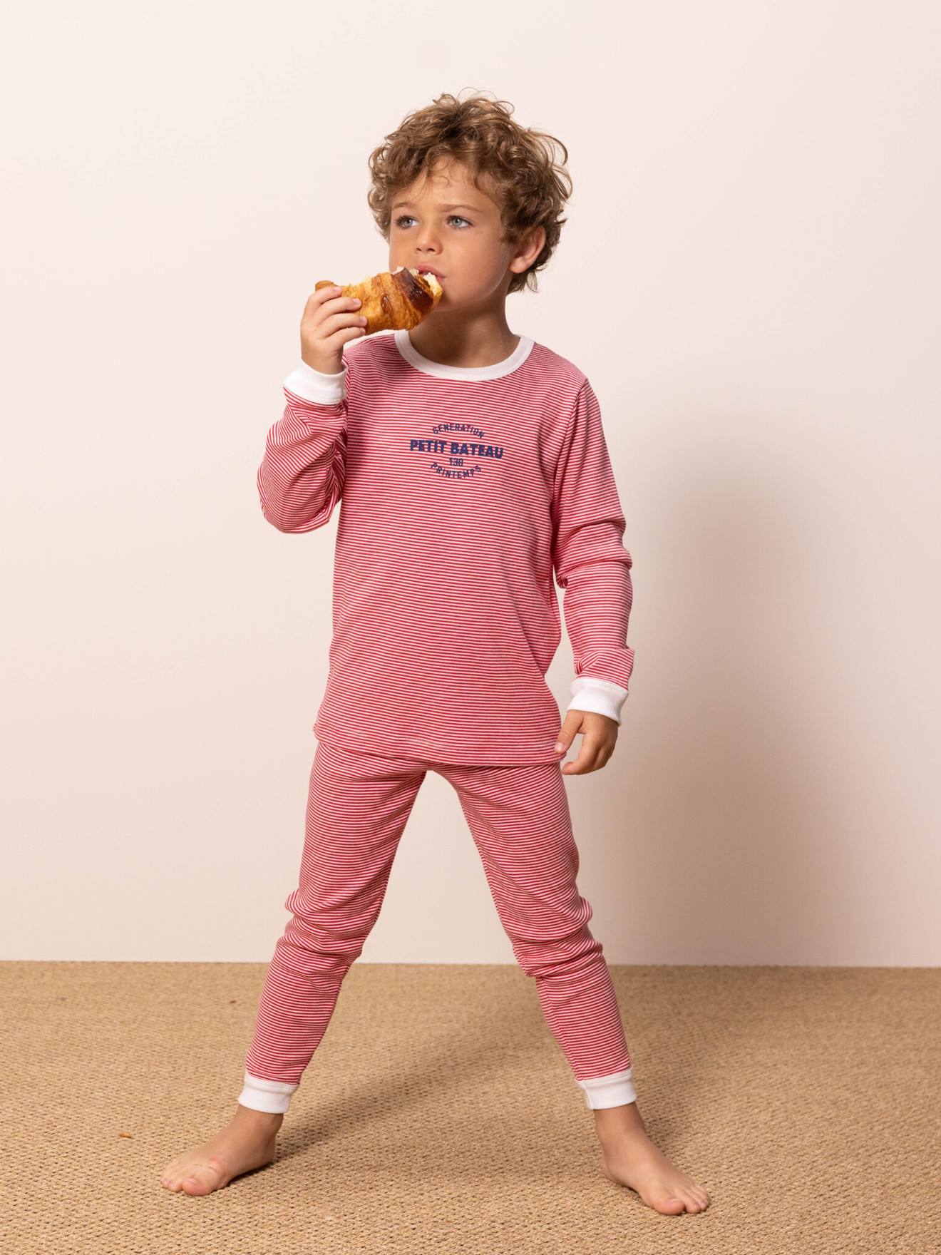 Pyjama en coton bio PETIT BATEAU rouge