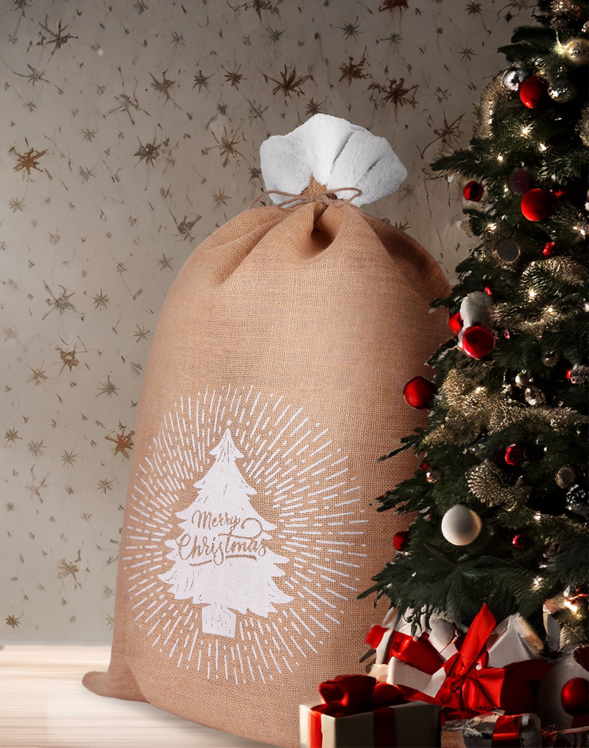 BRUBAKER Aufbewahrungstasche Weihnachtssack Tannenbaum Merry Christmas - 80 cm Geschenksack (1-tlg., Jutesack Weihnachtsbaum Braun Weiß), Nikolaussack Jutebeutel Sack mit Kordel zum Verpacken von Geschenken