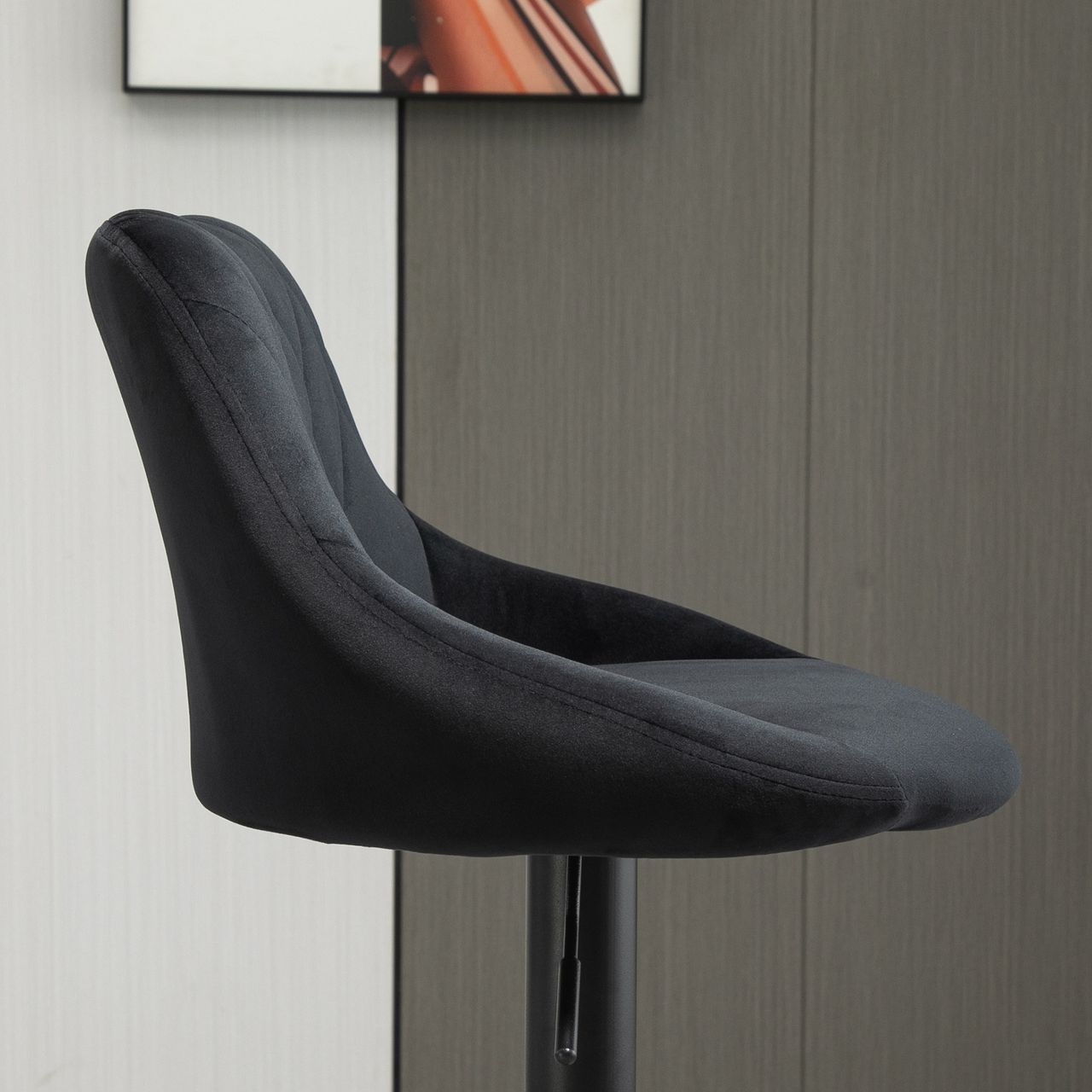HOMCOM 2er-Set Barhocker, Drehstuhl, höhenverstellbarer Bistrohocker, Barstuhl mit Fußstütze, Rückenlehne, Tresenhocker, Samt, Metall, Schwarz, 46 x 48 x 83-104 cm