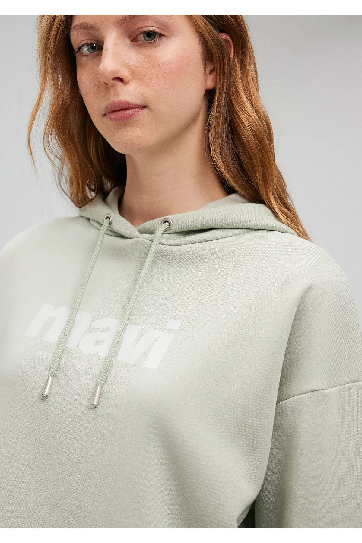 Mavi  Grünes Kapuzen-Sweatshirt mit Logo-Print 168334-71464