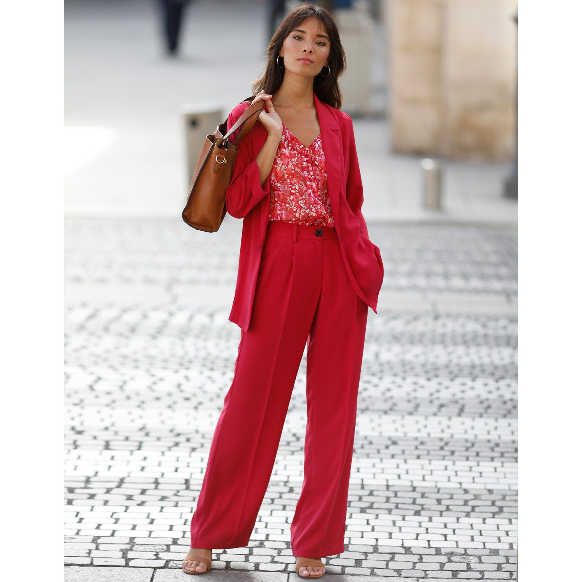 Pantalon droit large, crêpe