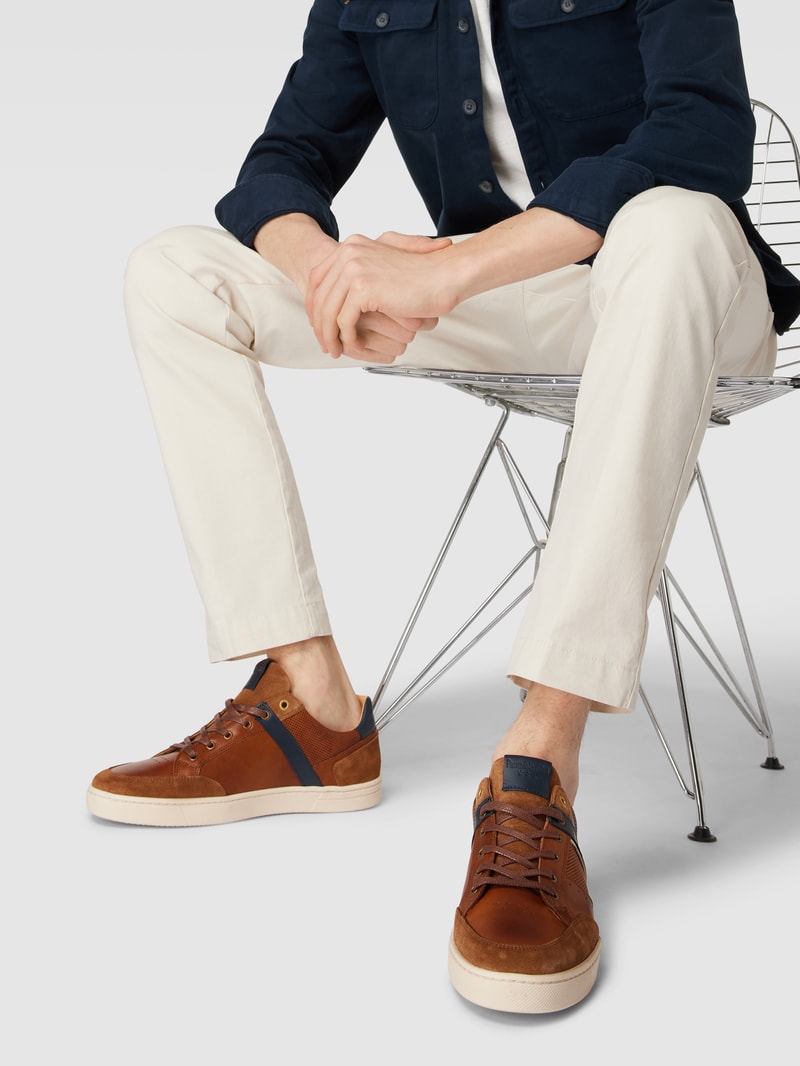 Sneaker mit Label-Details Modell 'VICENZA' in cognac