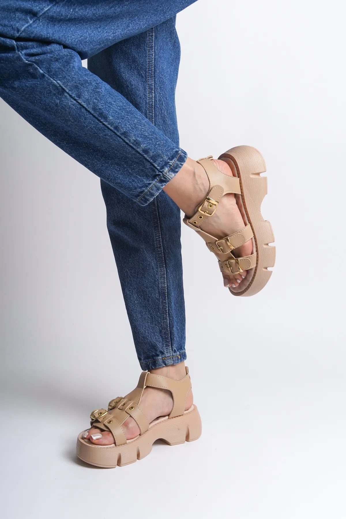 Capone Outfitters  Sandalette - Braun - Blockabsatz