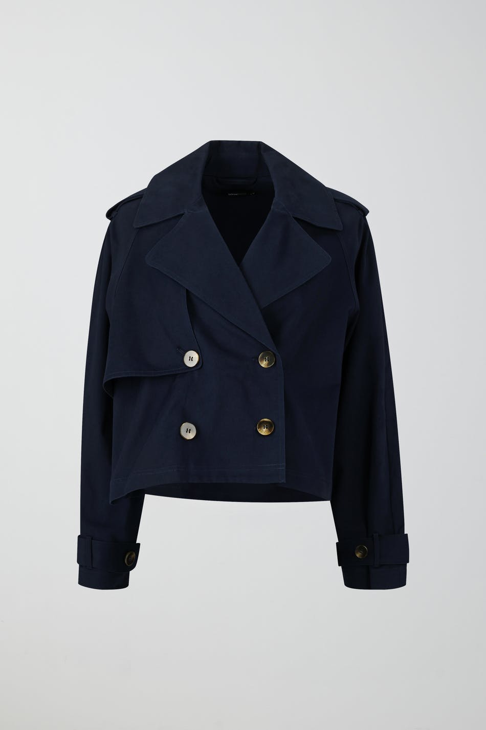 Short trench coat