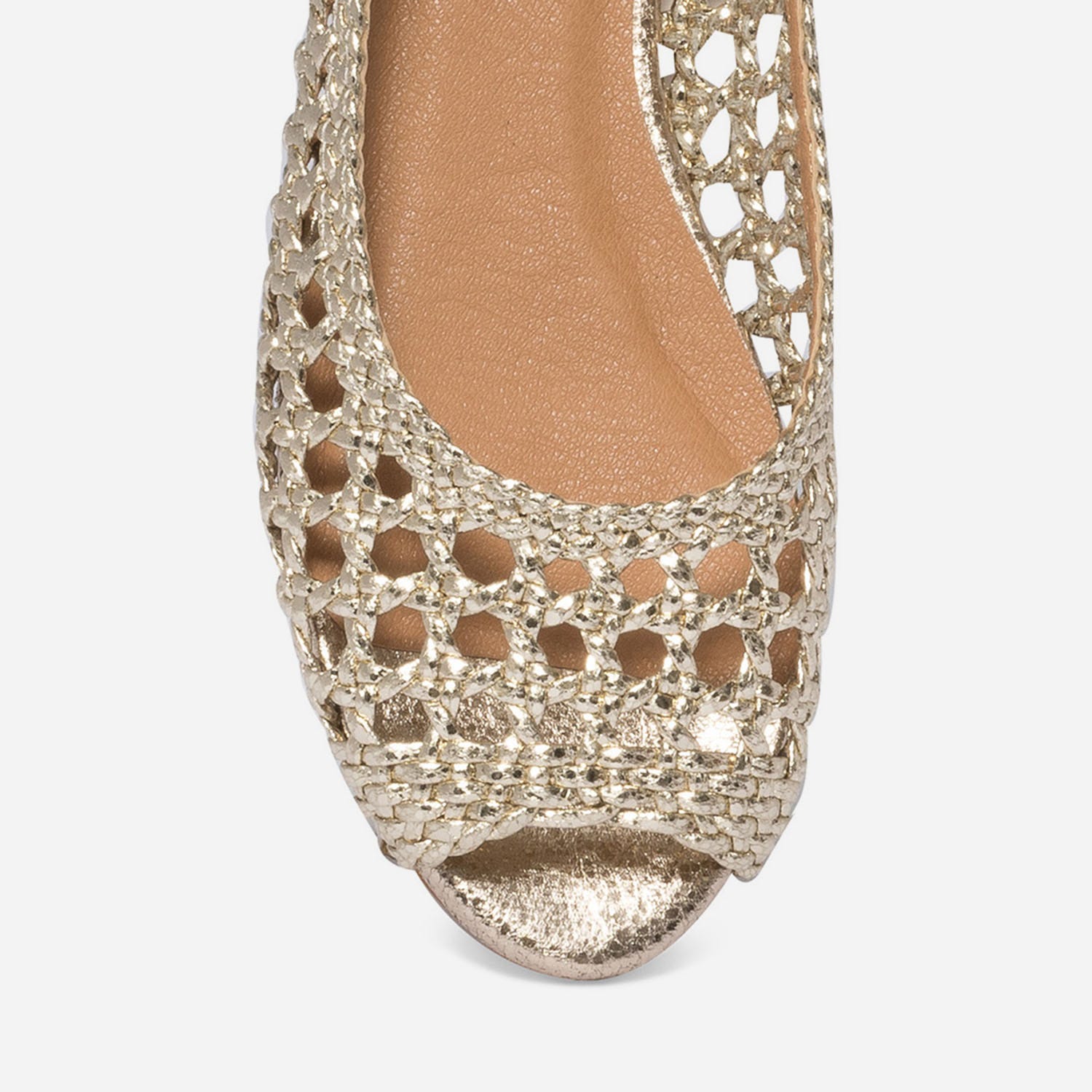 Ballerine open-toe dorée tressée esprit cannage