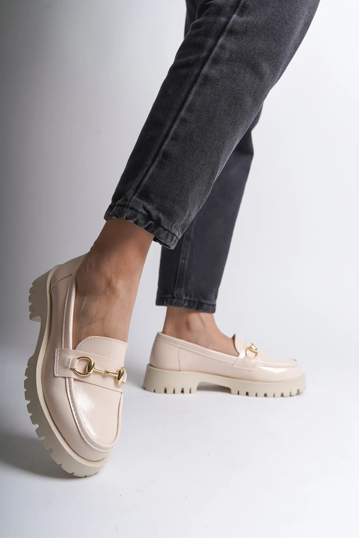 Capone Outfitters  Trak Sole Damen-Loafer mit Metallschnalle
