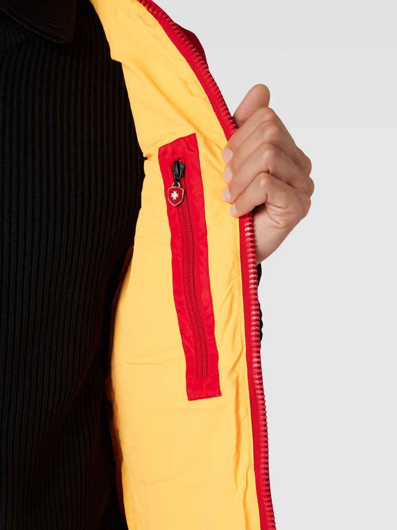 Steppweste mit Label-Applikation Modell 'SNOWDOME' in rot