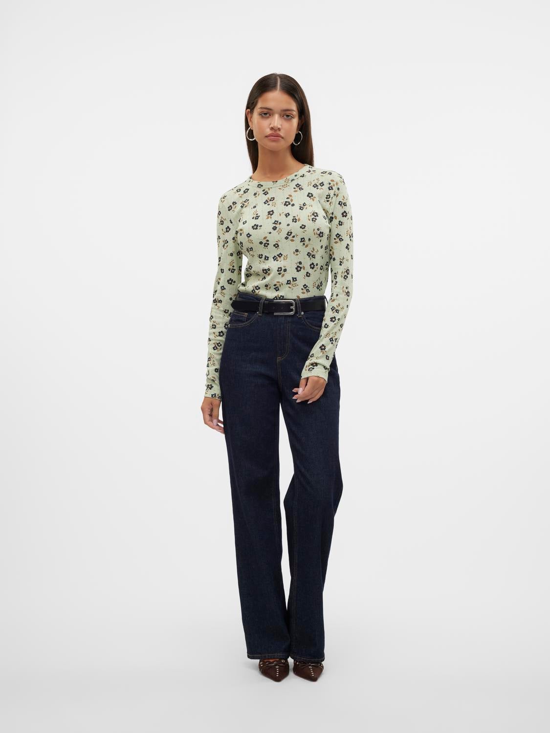 VMTHERESE Top