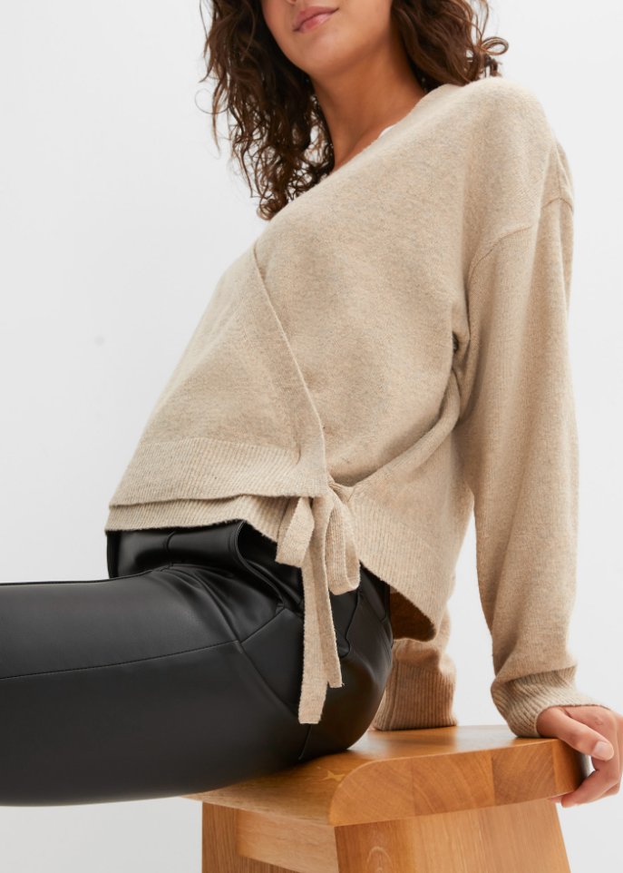 kurze Wickelstrickjacke