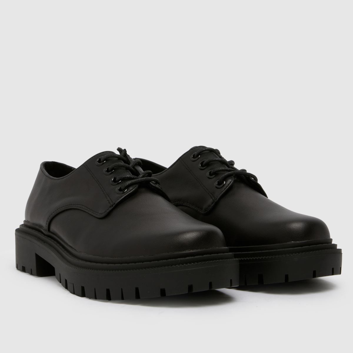 Černé kožené ploché boty Schuh Leonora na šněrování
