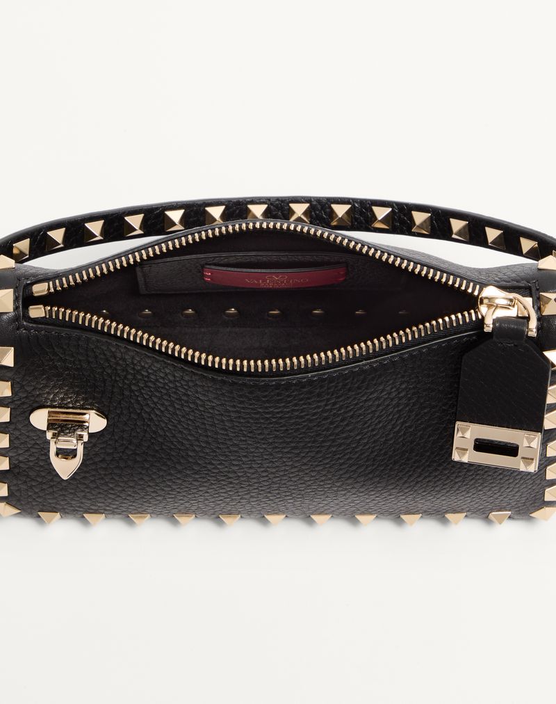 Bolsa de ombro pequena Rockstud em couro de bezerro granulado