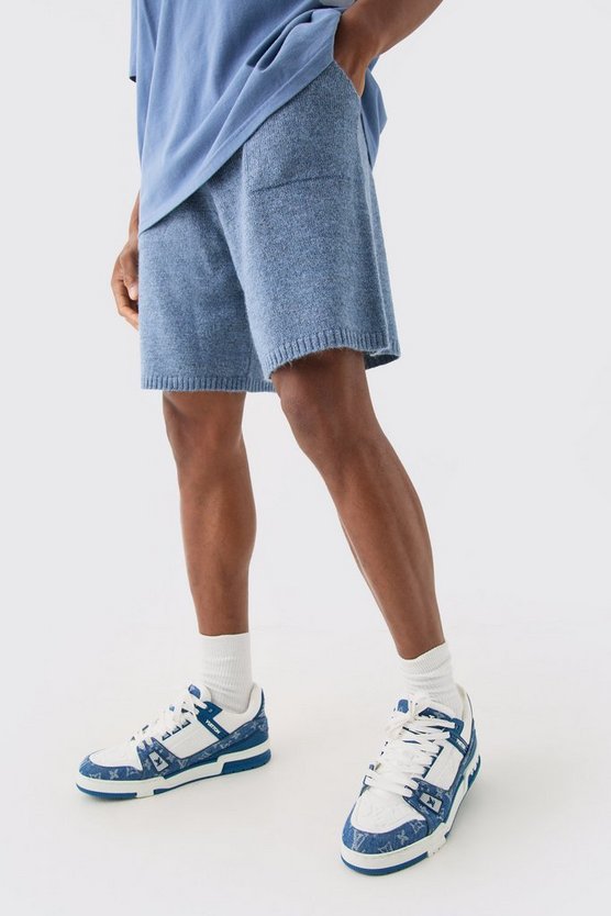 Lockere Strick-Shorts in Hellblau