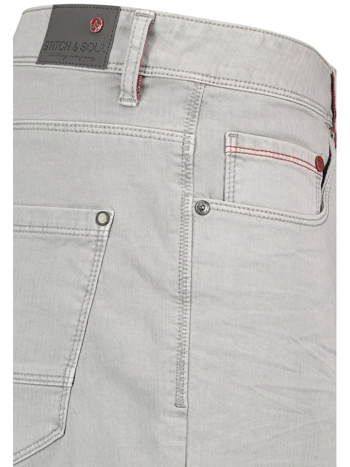 Stitch & Soul Bermudas 