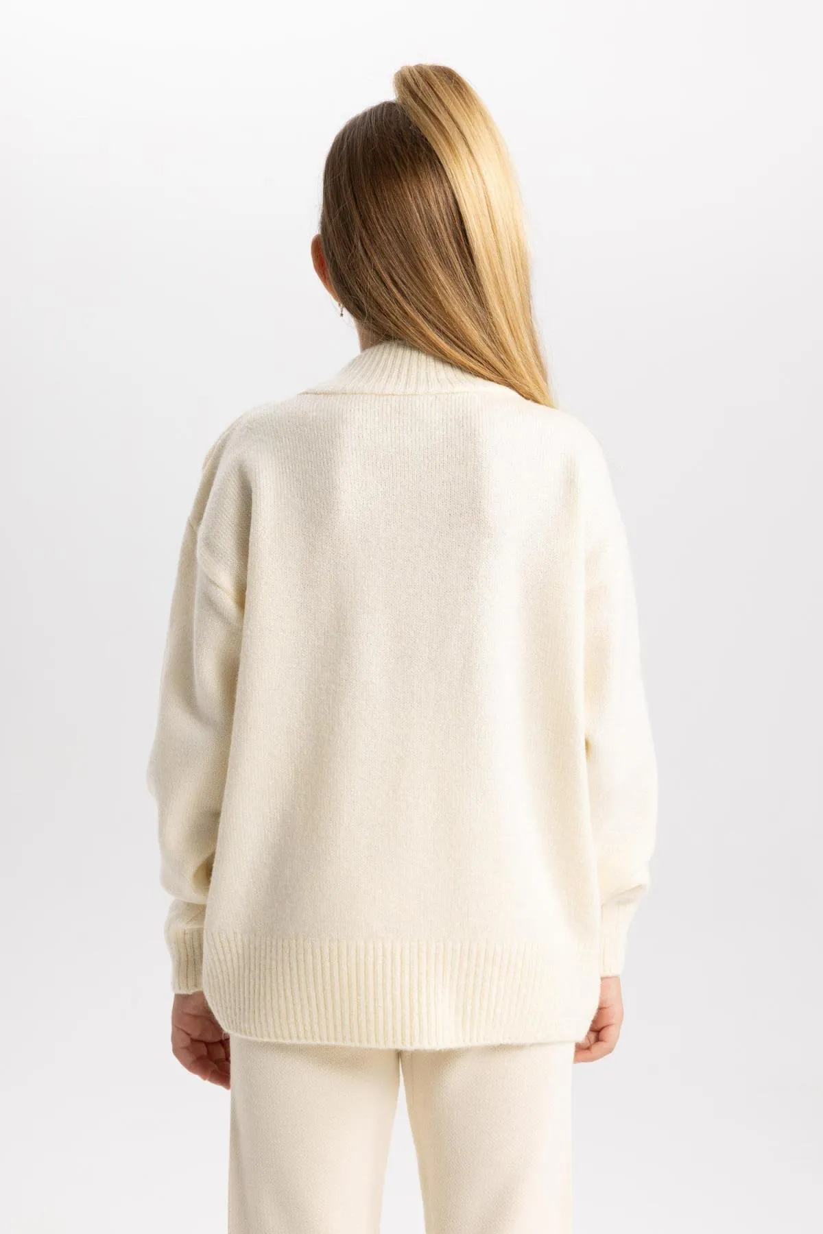 DeFacto  Bedruckter Mädchenpullover mit Rundhalsausschnitt A6011a823au