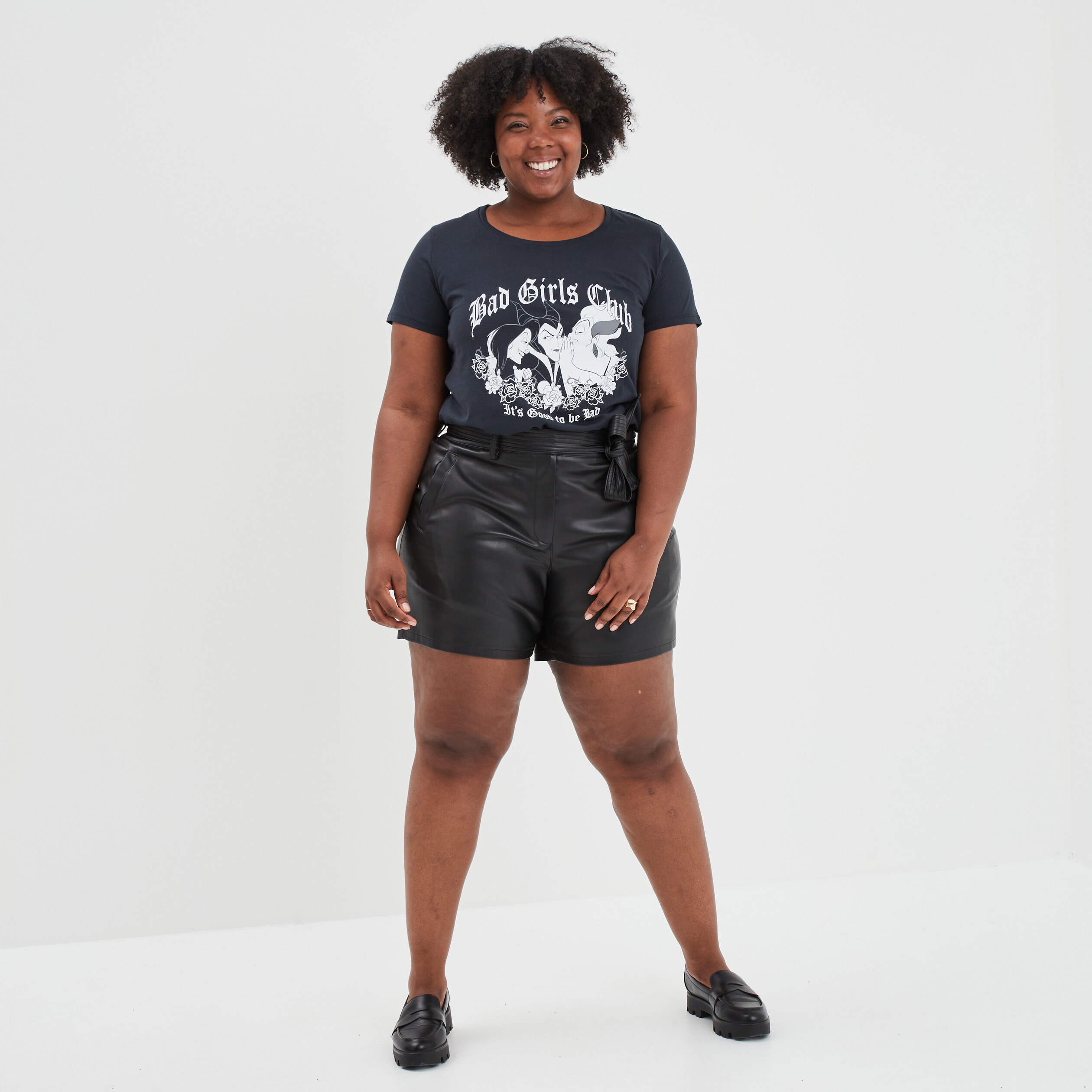 T-shirt manches courtes DS Bad Girls gris foncé femme grande taille | La Halle
