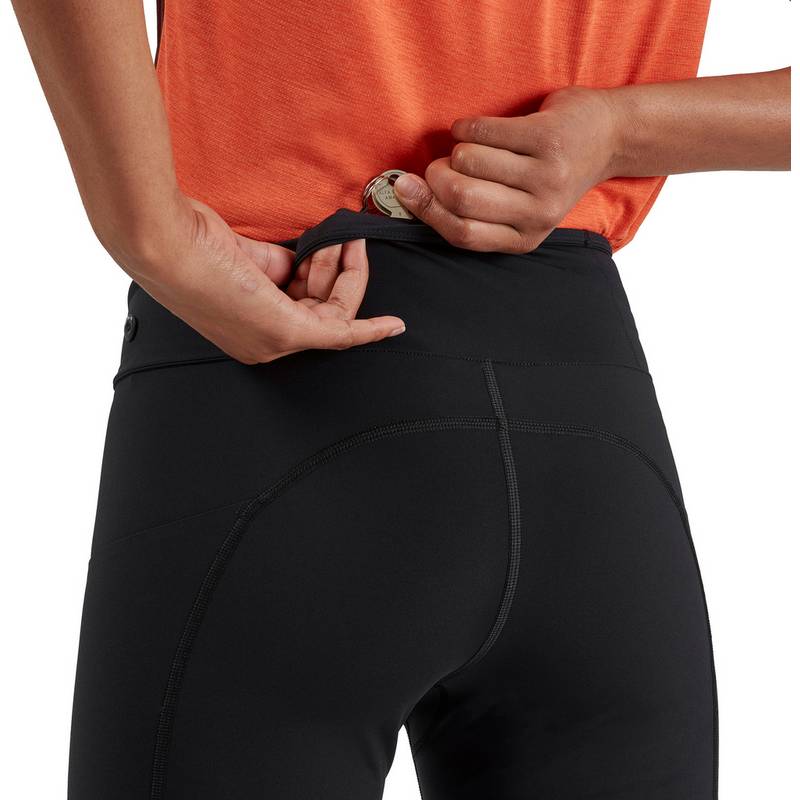 On ACTIVE SHORTS Funktionsshorts Damen