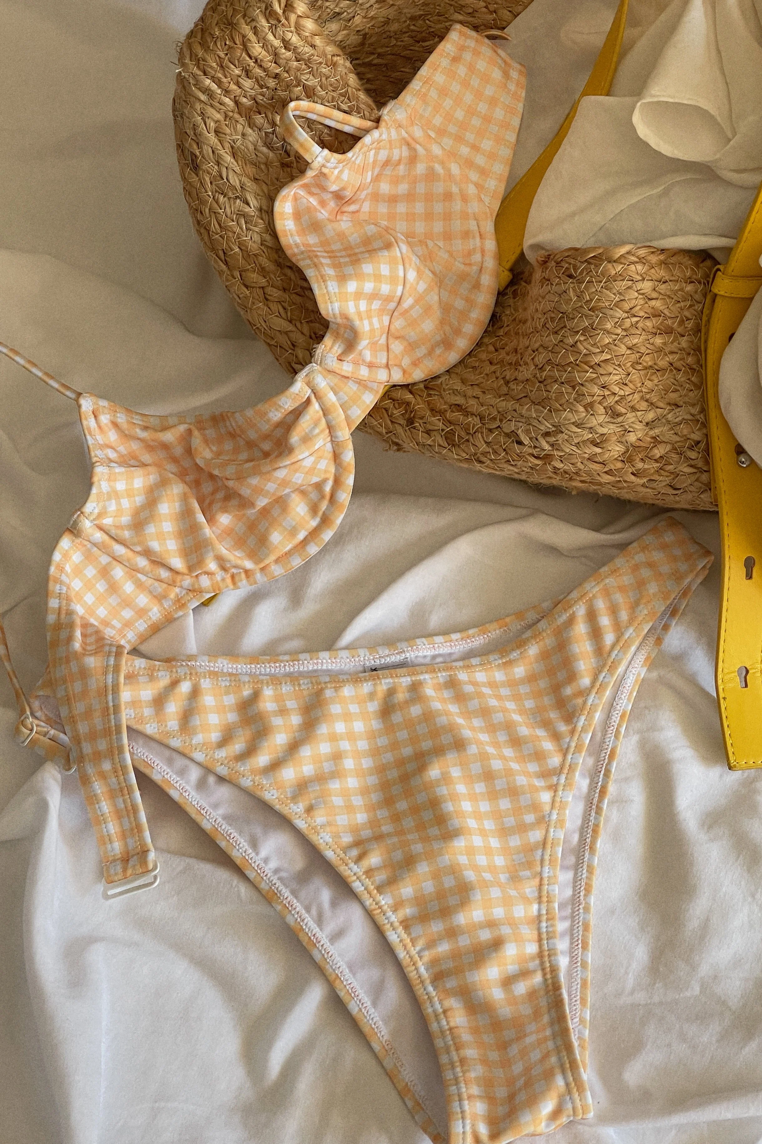 Kariertes Bikini-Oberteil mit Balconette