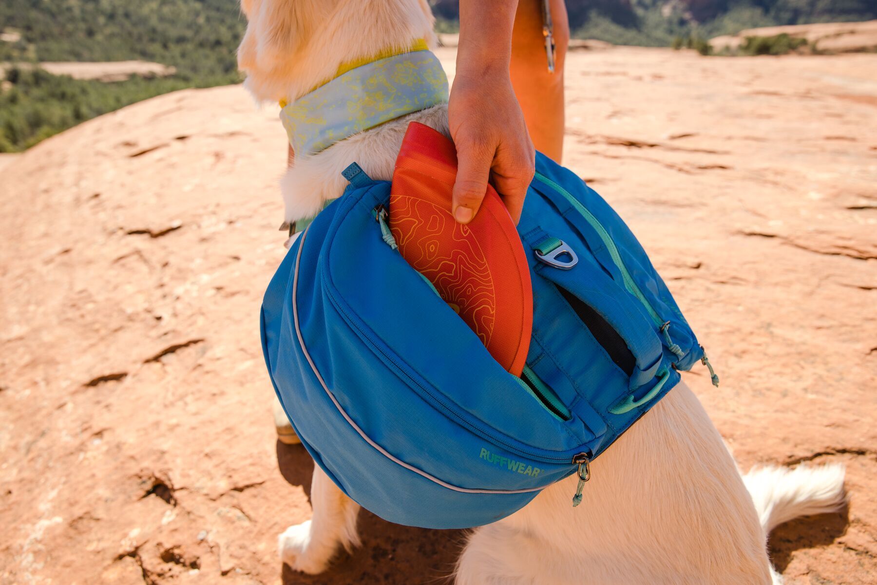 Ruffwear Frisbees & Wurfspielzeug Ruffwear Camp Flyer™ Spielzeug rot