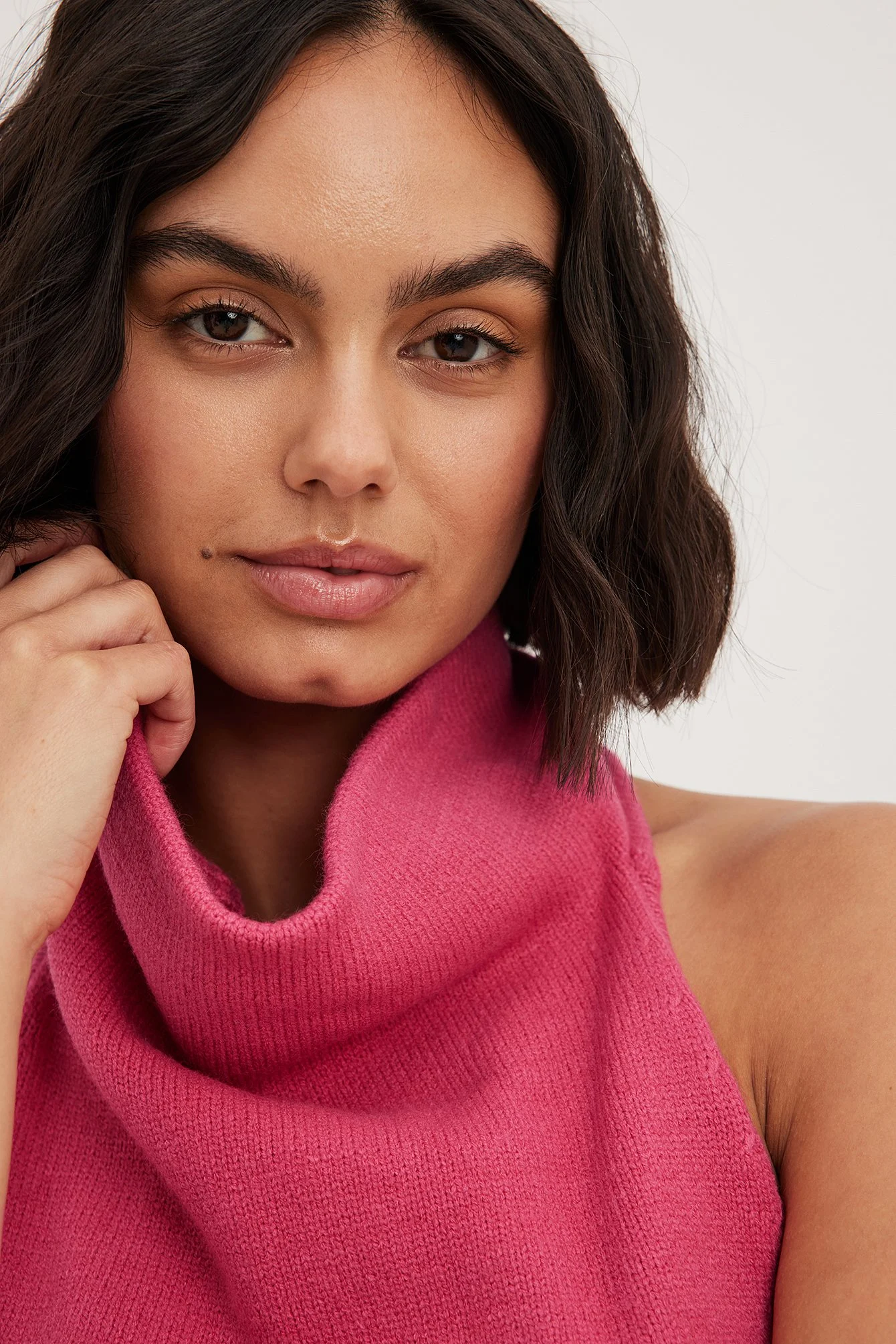 Feingestricktes Neckholder-Top