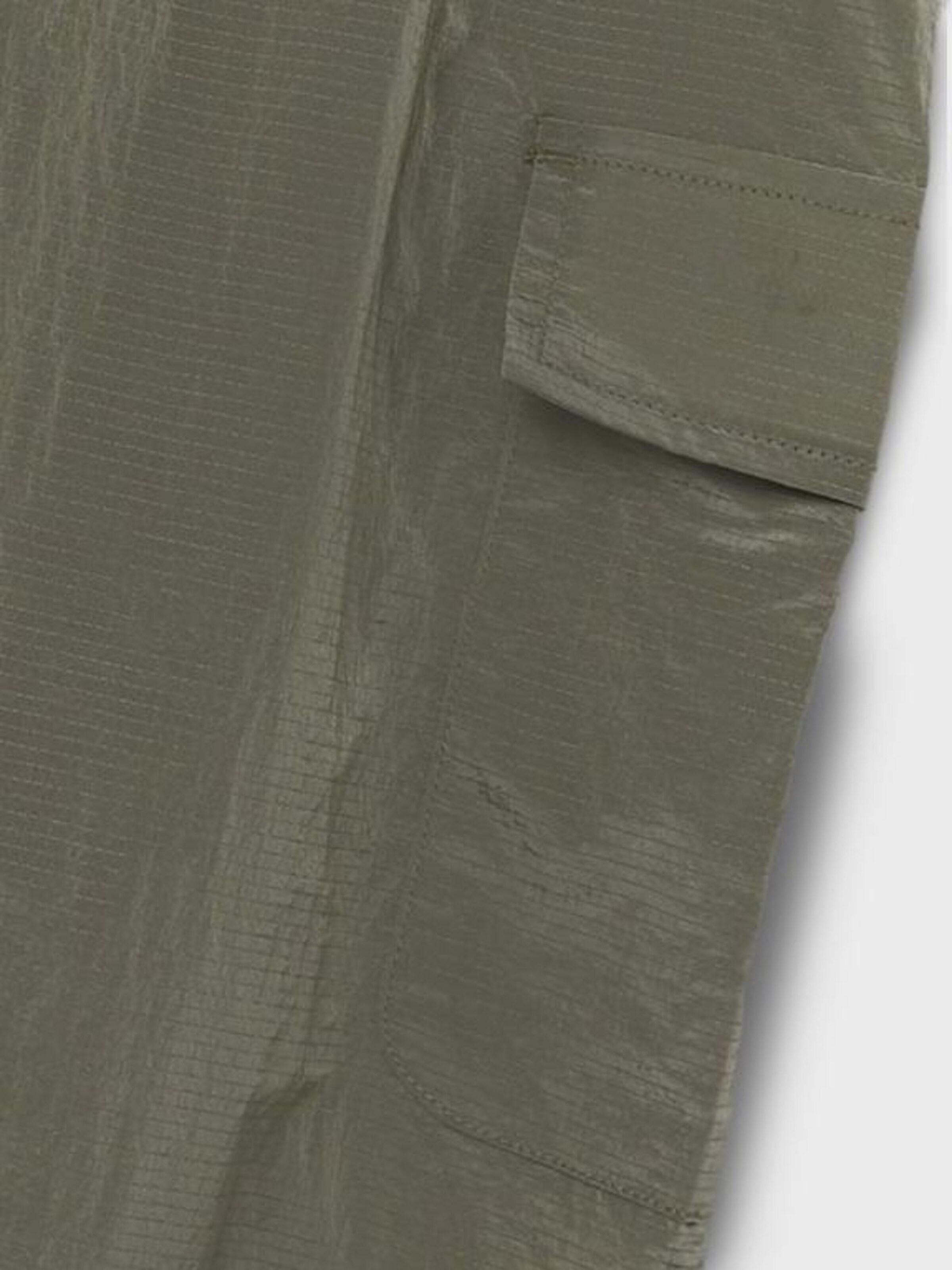 Tapered Pants