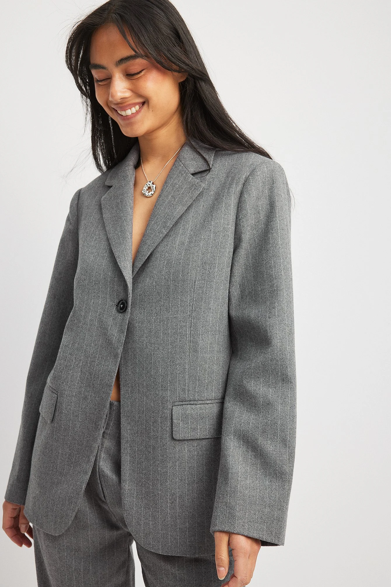Regular, gestreifter Blazer mit einem Knopf