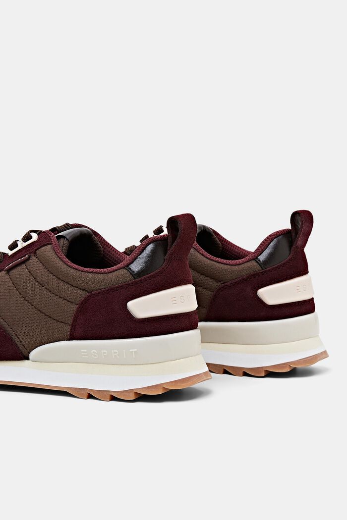 Sneakers aus Veloursleder