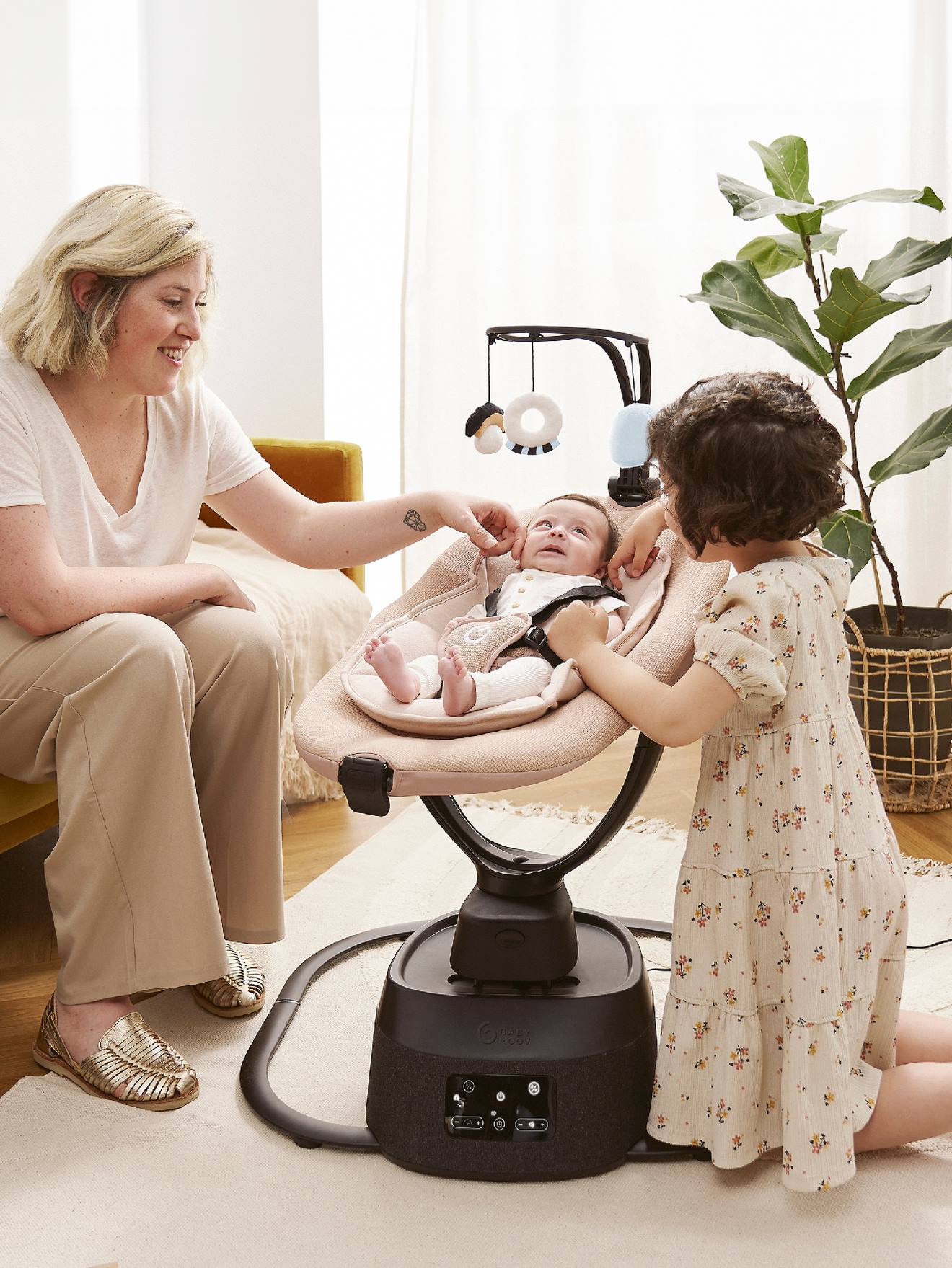 Babymoov Elektrische Babywippe Swoon Evolution Connect BABYMOOV - beige