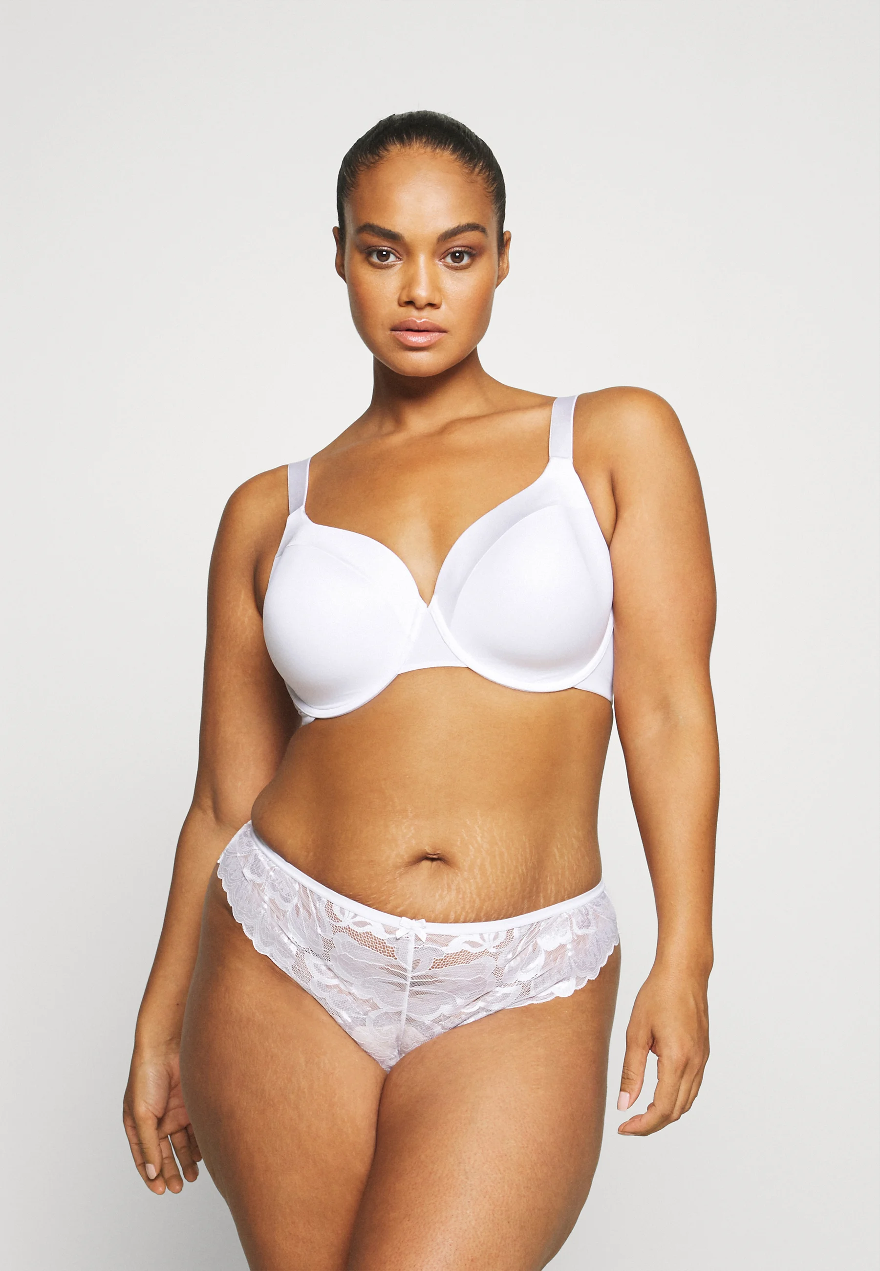 Lindex BRA DAHLIA MATT SHINY PLUS - Sujetador con aros