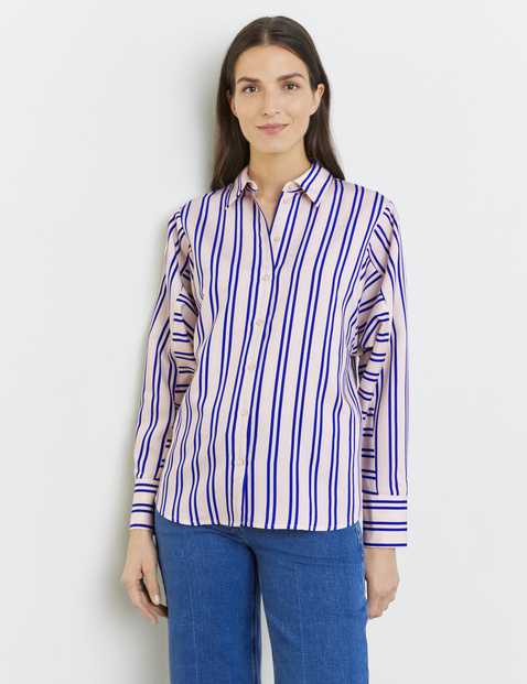 Fließende Hemdbluse