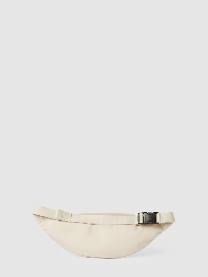 Bauchtasche mit Label-Patch in sand
