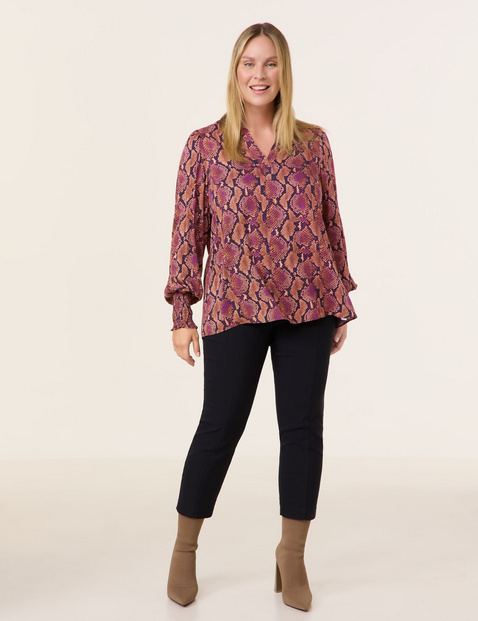 Bluse mit Python-Print