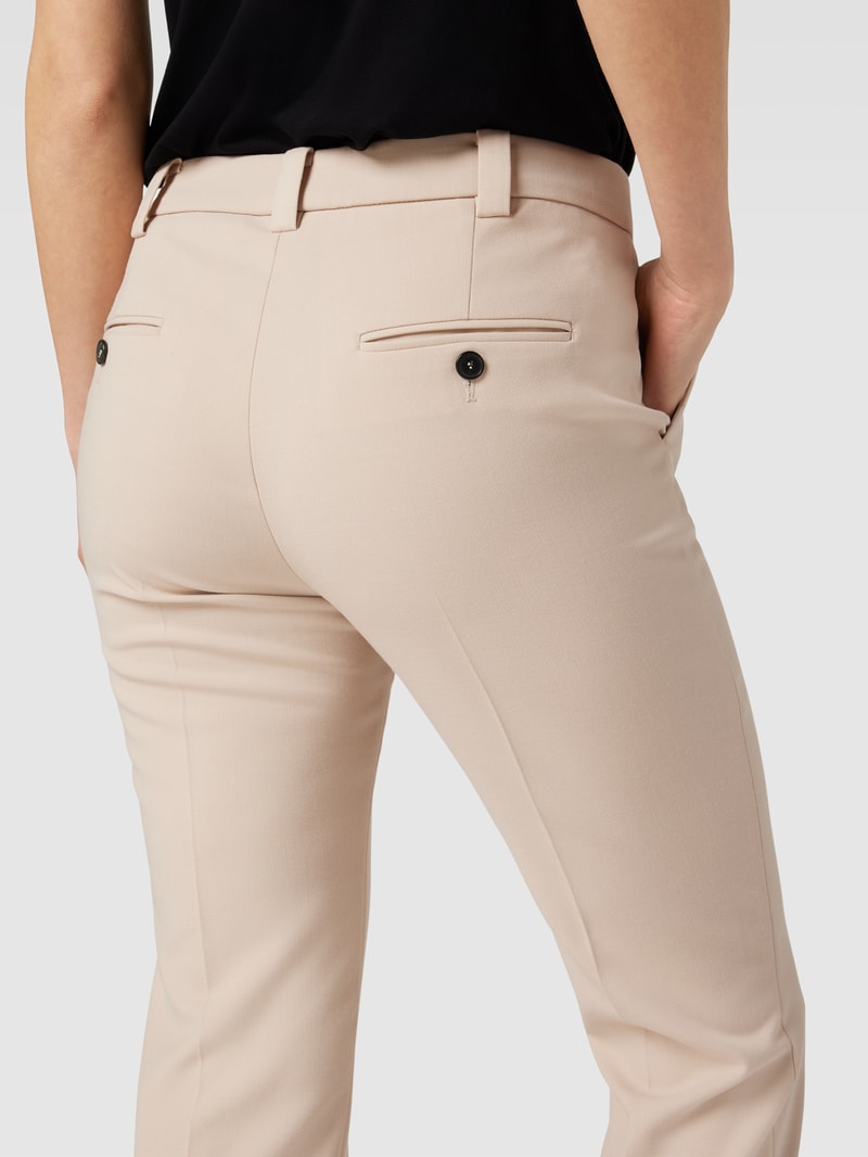Hose mit seitlichen Eingrifftaschen in beige