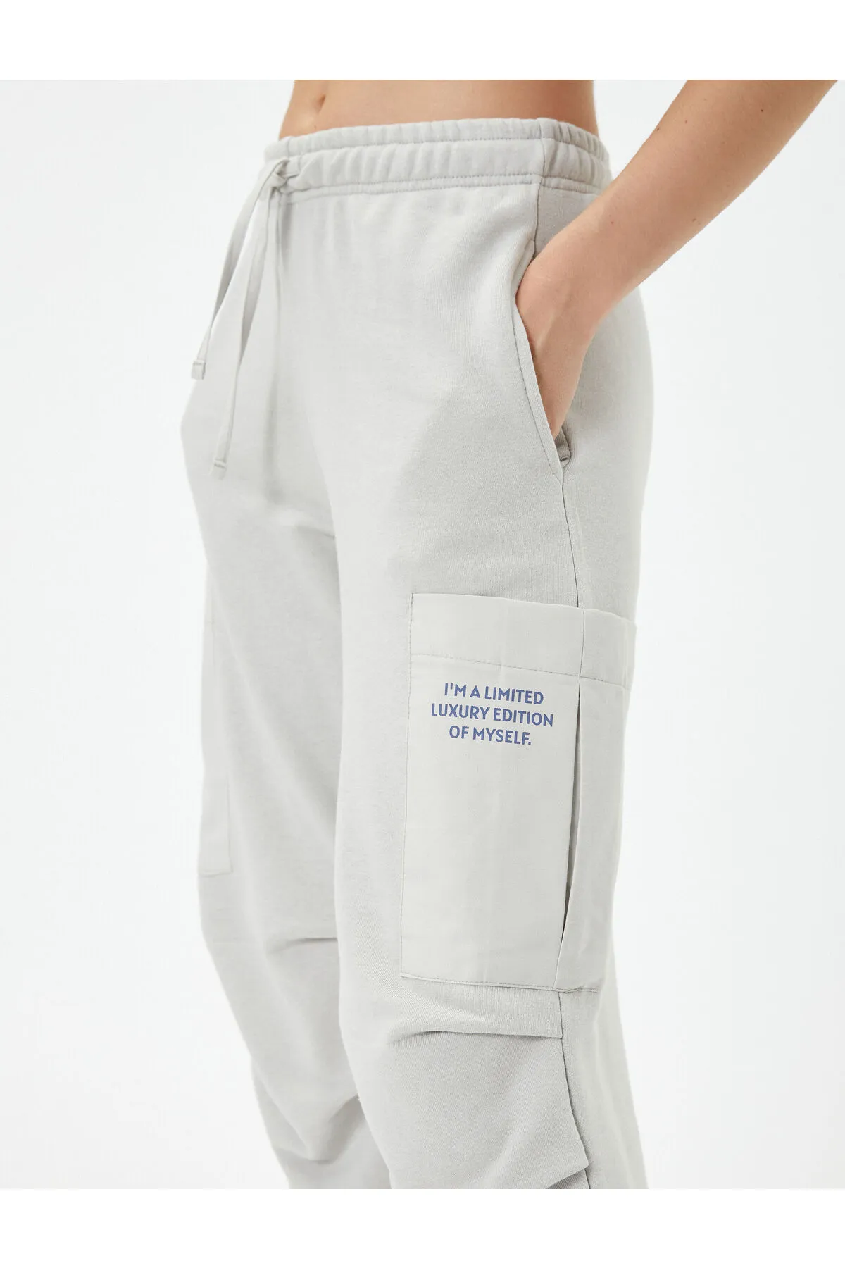 Koton  Jogger-Jogginghose mit Cargotasche, hoher Taille, entspannter Schnitt zum Binden