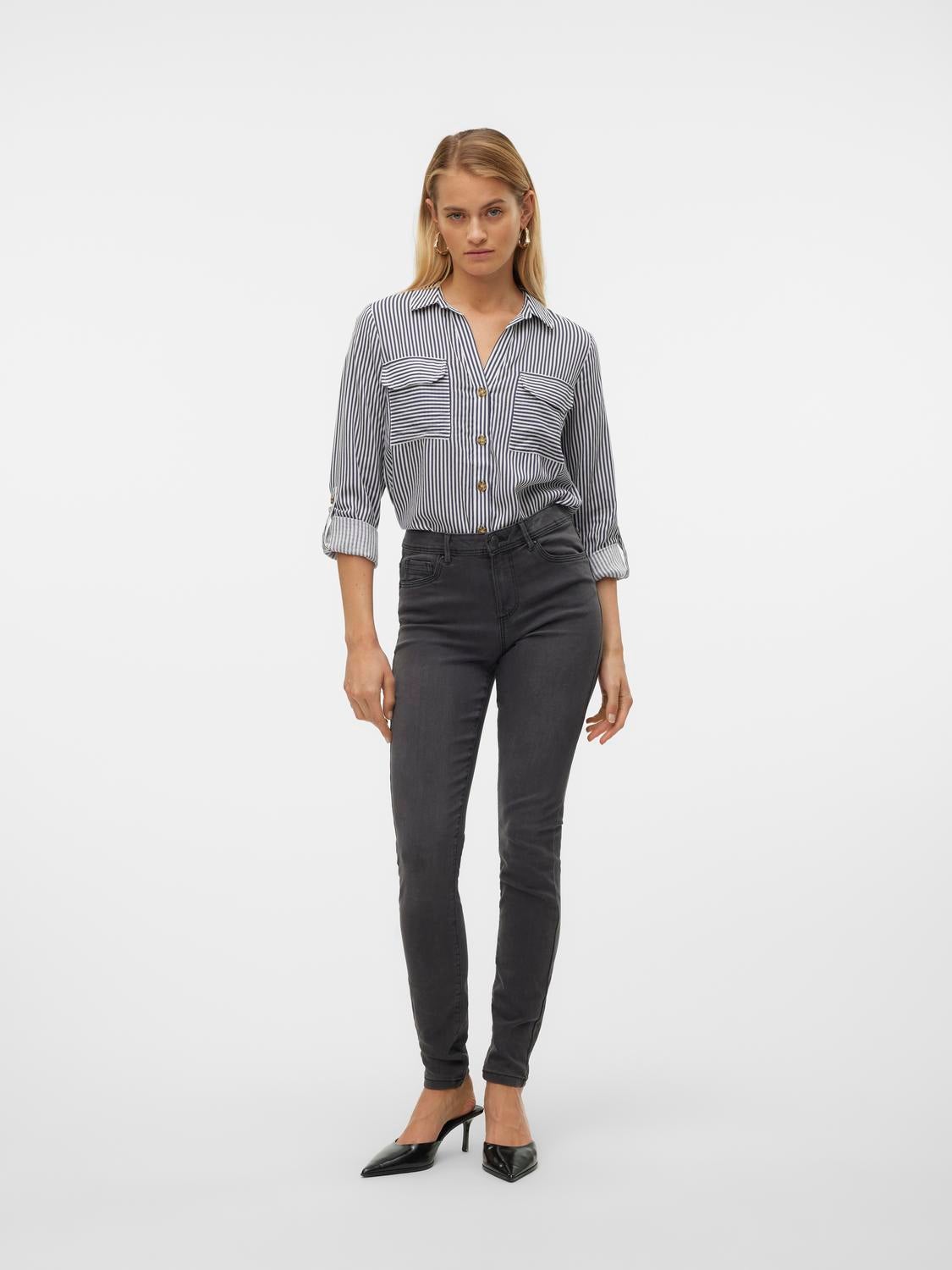 VMTANYA Mid Rise Skinny Fit Jeans