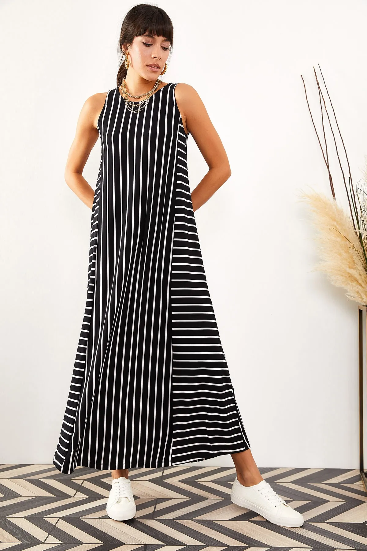 Olalook  Schwarzes gestreiftes langes Freizeitkleid für Damen ELB-19001075