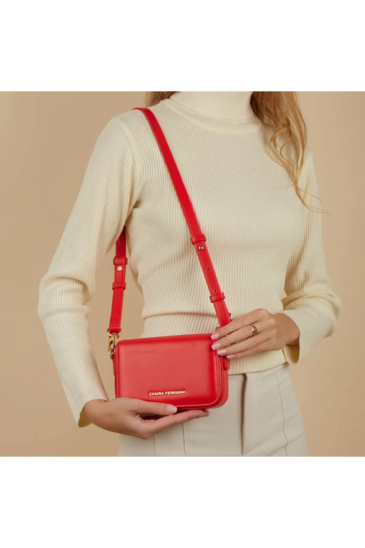 CHIARA FERRAGNI  Damen Umhängetasche Rot 75sb4bk2-zs959-514