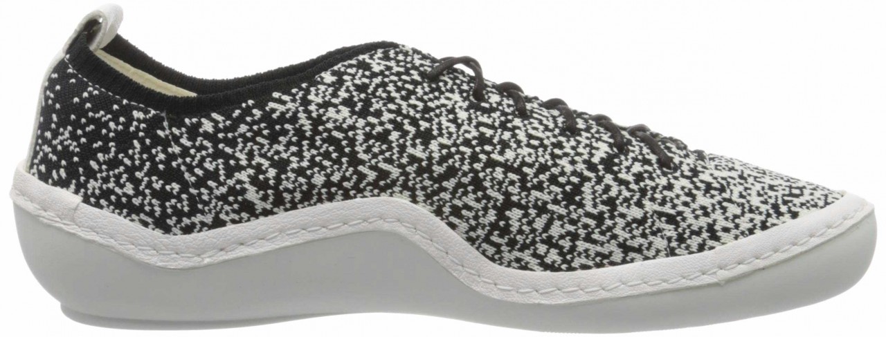 THINK Sneaker schwarz KAPSL
