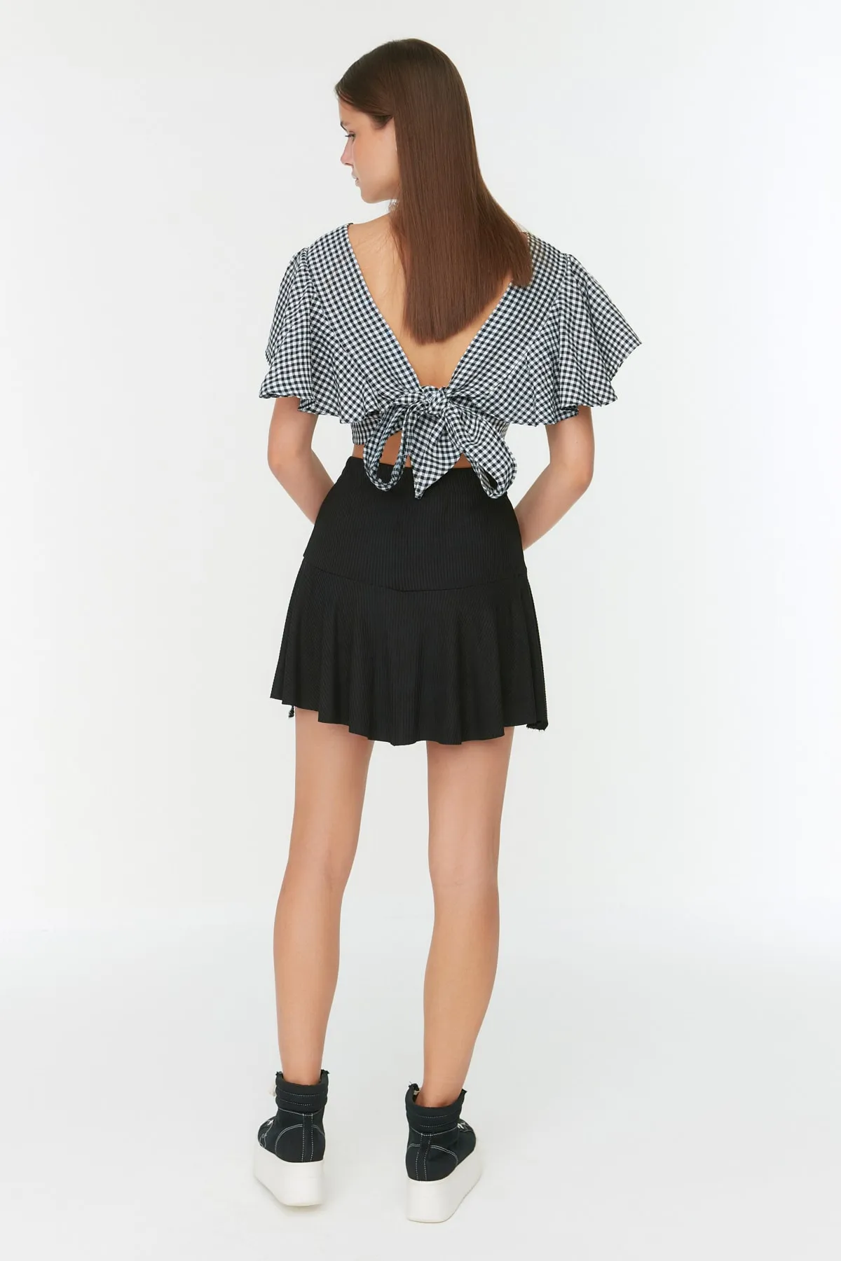 Trendyol Collection  Shorts - Schwarz - Mittlerer Bund