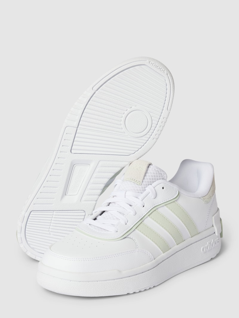 Sneaker aus Leder-Mix in hellgrün