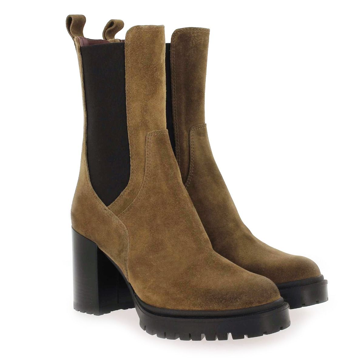 Emanuele Crasto   55003 - camel