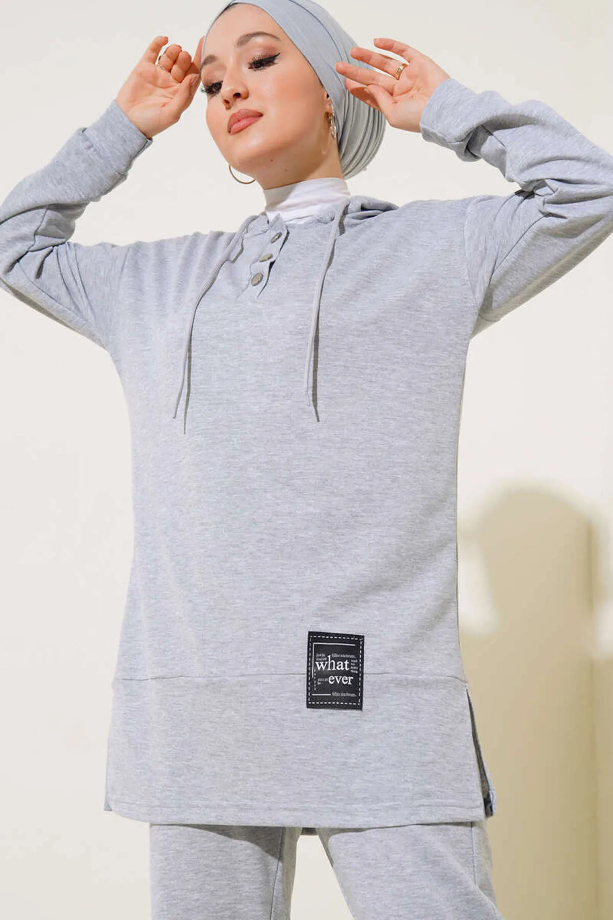 VOLT CLOTHİNG  Damen-Doppelset „What Ever“ mit Kapuze und Stickerei