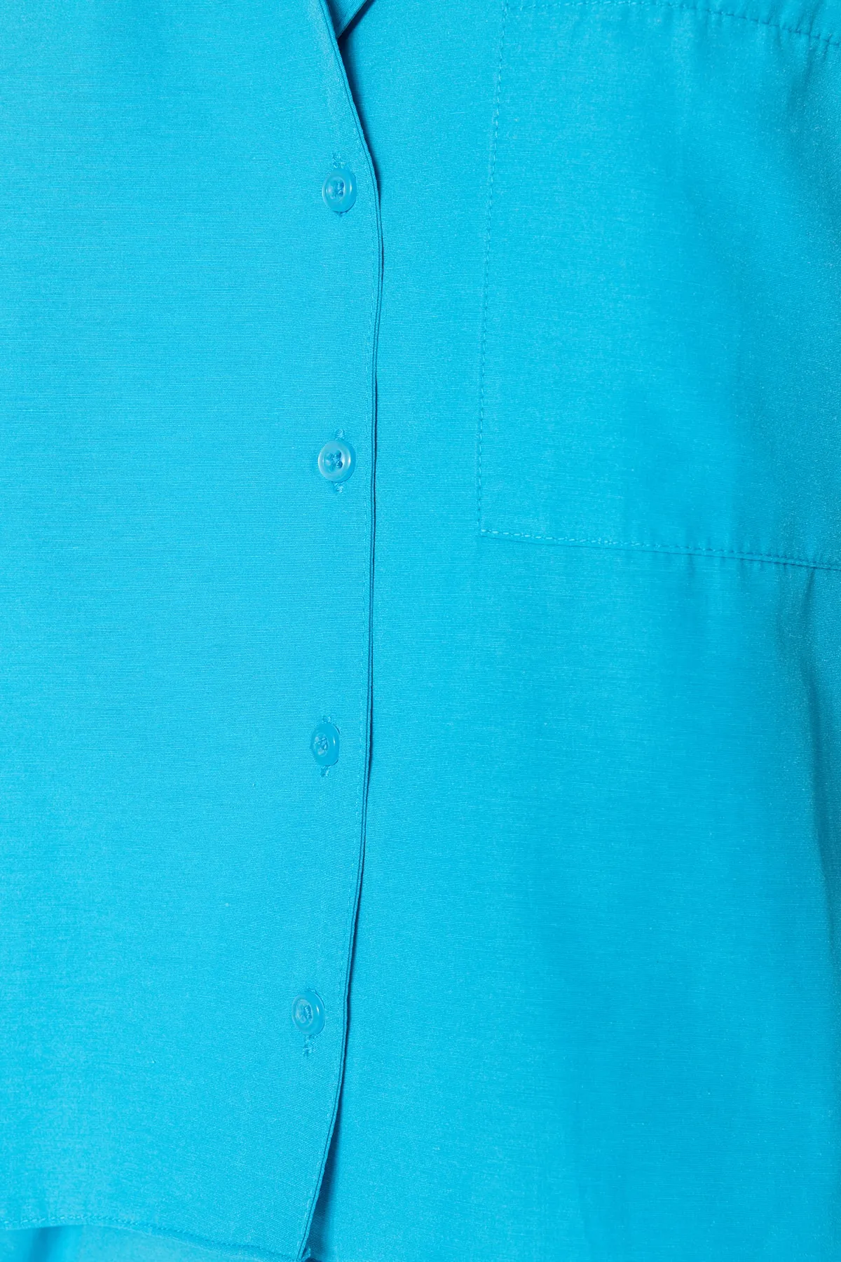 Trendyol Collection  Blaues, gewebtes Pyjama-Set mit Hemd und Shorts aus Frottee-Baumwolle THMSS23PT00132