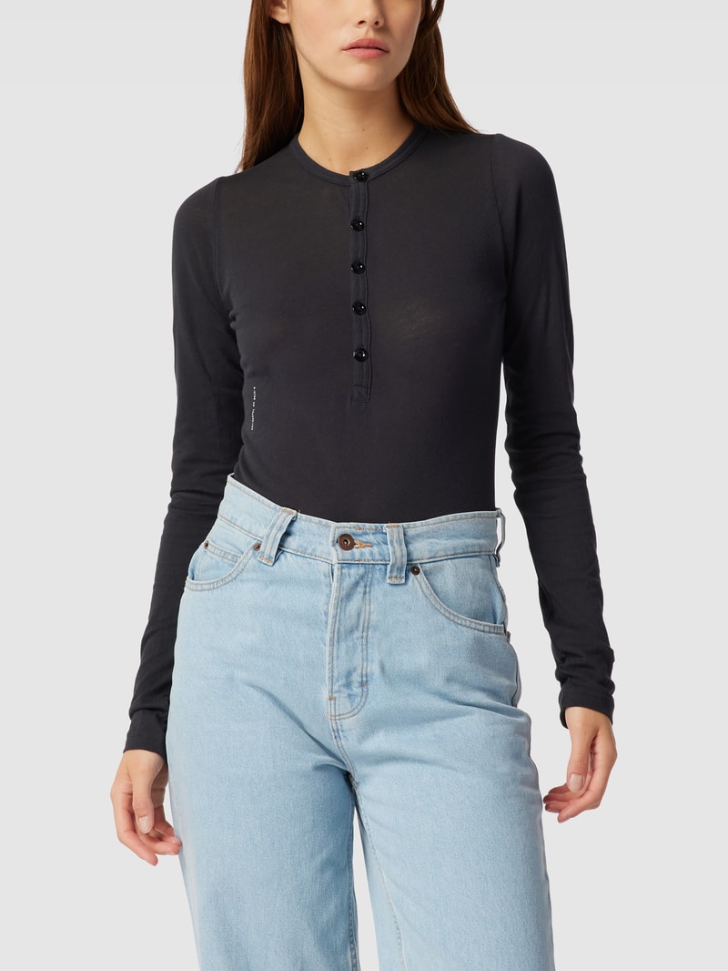 Body mit Rundhalsausschnitt Modell 'Henley' in schwarz